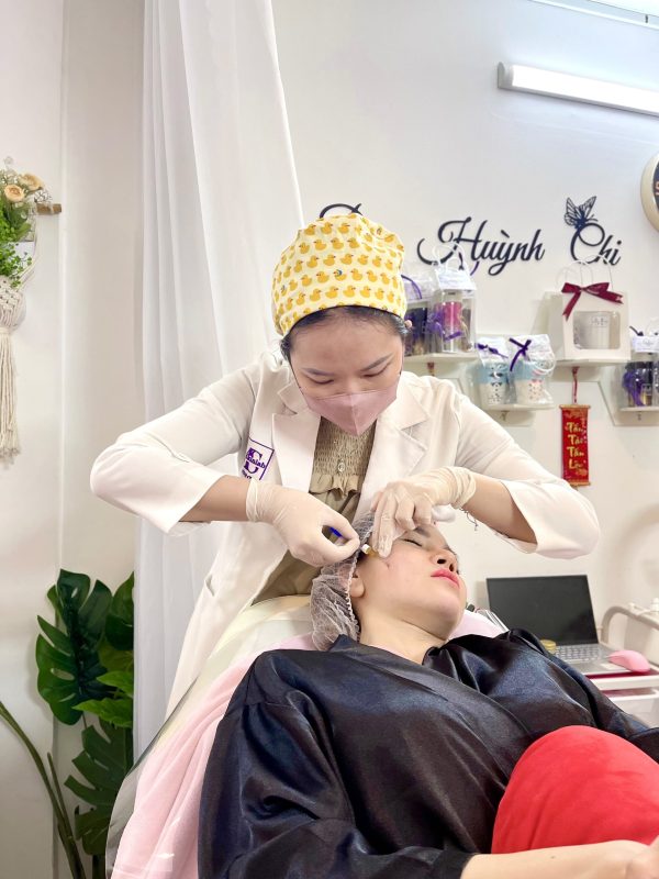 Liệu trình tiêm Filler tại Mụnn Skinlab